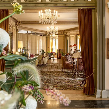 Отель Grandhotel Giessbach 4*
