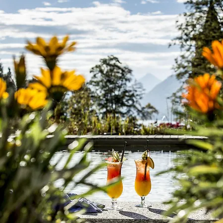 Grandhotel Giessbach 4*