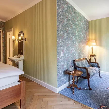 Grandhotel Giessbach Отель Бриенц
