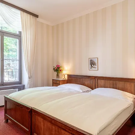 Grandhotel Giessbach 4* Бриенц