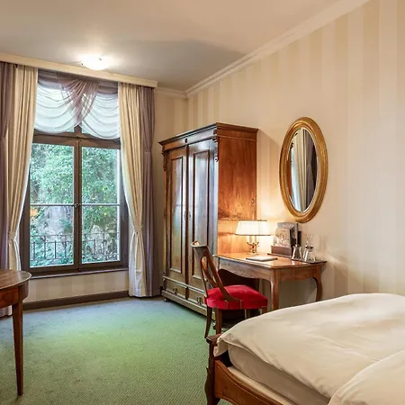 Grandhotel Giessbach Отель Бриенц