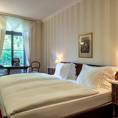 Grandhotel Giessbach Отель Бриенц
