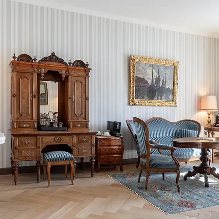 Отель Grandhotel Giessbach Бриенц
