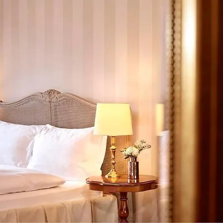 Grandhotel Giessbach 4*